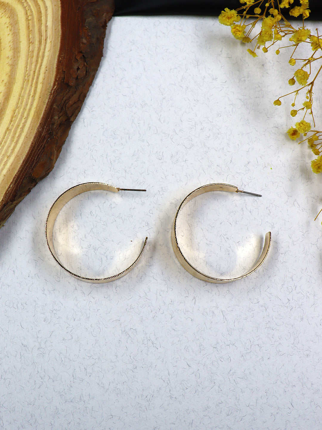 Hoop Crescent Earring | Gold