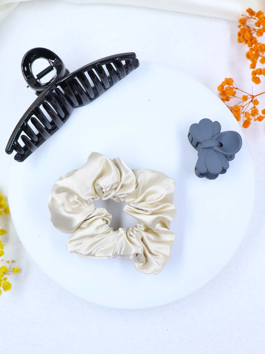 COMBO | 1 Medium Claw | 1 Medium Scrunchies | 1 Mini Claw