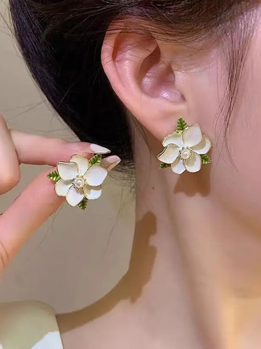 Elegant Floral Earrings