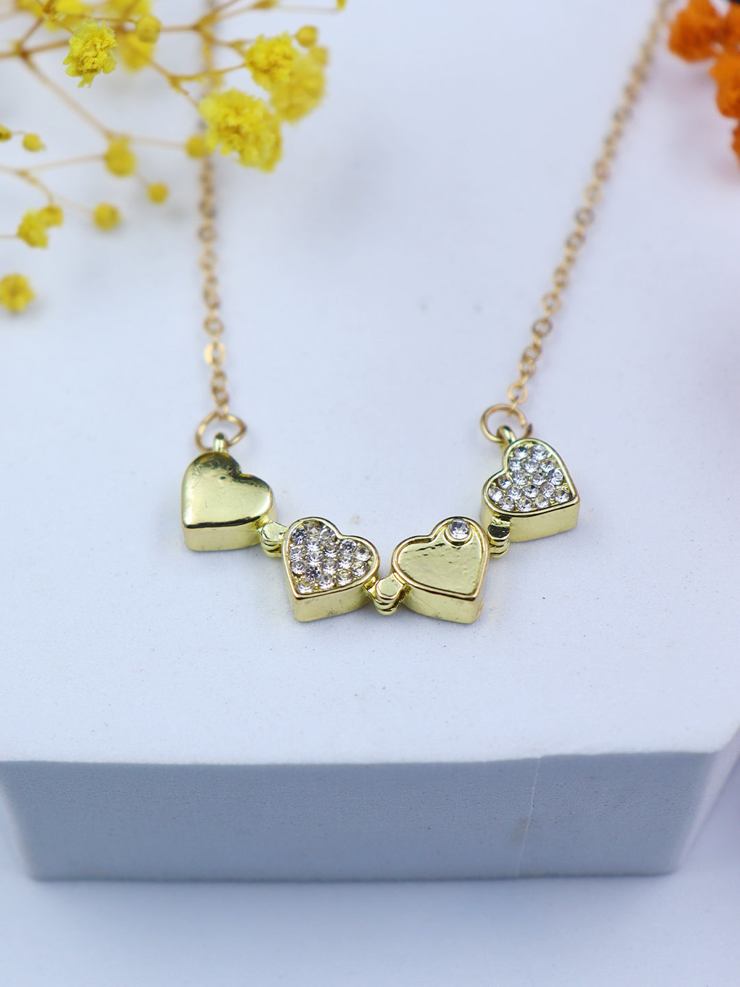Two-in-One Heart Magnetic Clover Necklace in Gold